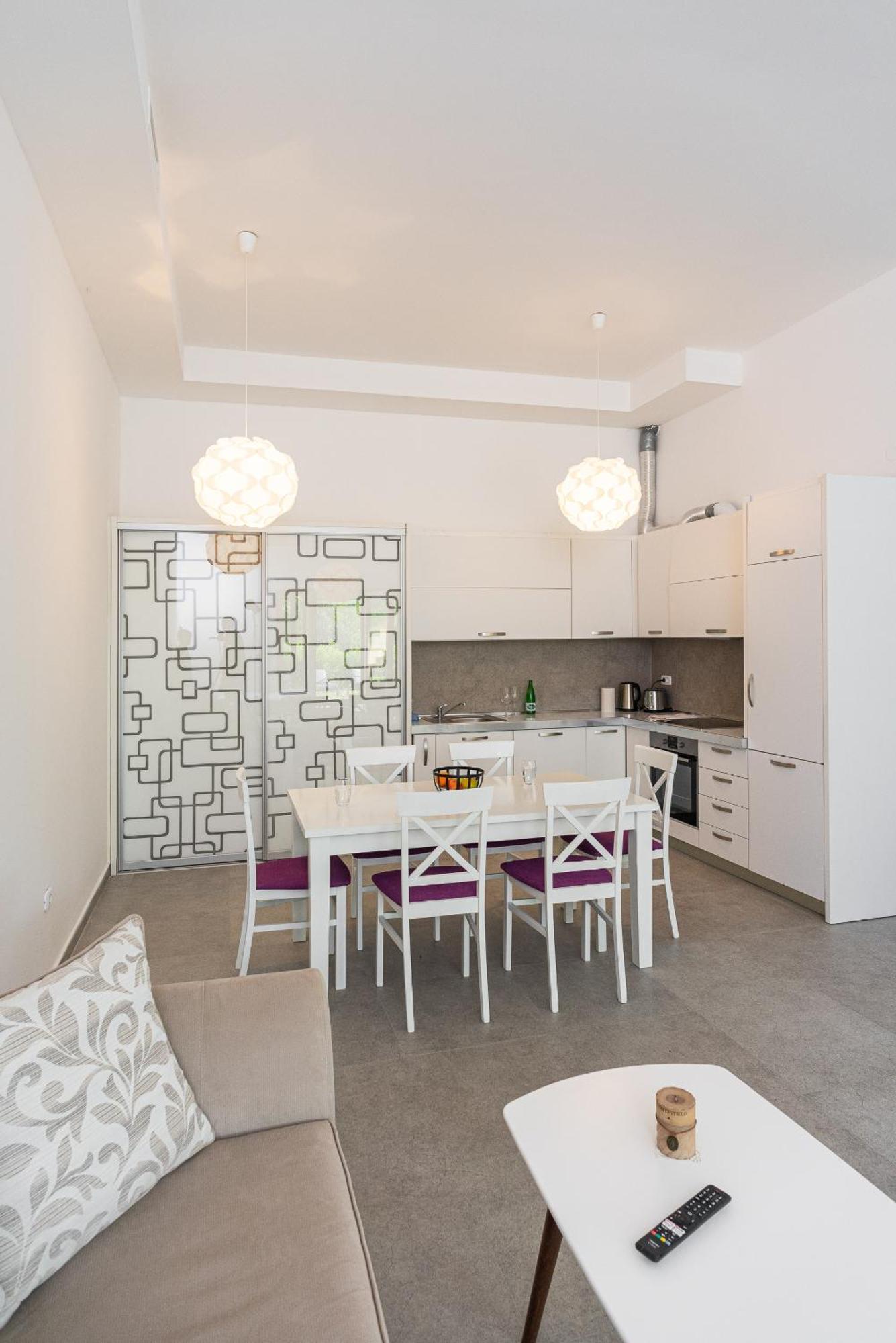 Vertmont Apartments 스베티스테판 객실 사진